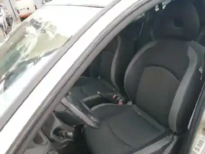 Vehicul casat peugeot 206 sw (2e/k) 1.6 16v al anului 2005 alimentat nfu