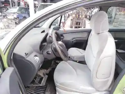 Veículo de Sucata citroen c3 1.4 hdi (68 cv) 1.4 hdi do ano 2003 alimentado 8hx