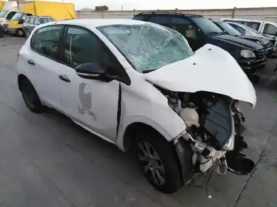 Veicolo di demolizione PEUGEOT 208 I (CA_, CC_) 1.6 HDi / BlueHDi 75 dell'anno 2018 alimentato BH02