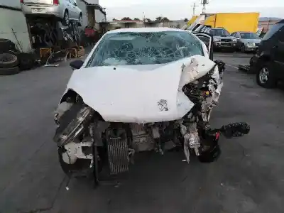 Veículo de Sucata peugeot 208 i (ca_, cc_) 1.6 hdi / bluehdi 75 do ano 2018 alimentado bh02