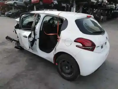 Veículo de Sucata peugeot 208 i (ca_, cc_) 1.6 hdi / bluehdi 75 do ano 2018 alimentado bh02