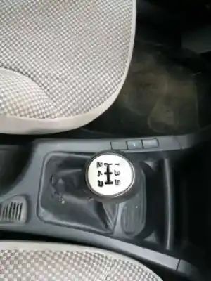 Veicolo di demolizione fiat stilo (192) 1.9 jtd cat dell'anno 2002 alimentato 192a1000