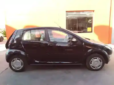 Здавання транспортного засобу smart forfour básico (70kw) року 2004 потужний 135930