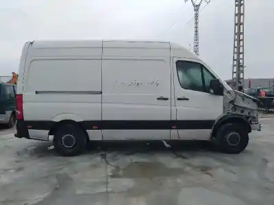 Scrapping Vehicle volkswagen crafter combi (2e) 2.5 tdi dpf of the year 2006 powered bjl