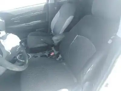 Veículo de Sucata mitsubishi asx (ga_w_) 1.6 di-d do ano 2015 alimentado 9h05