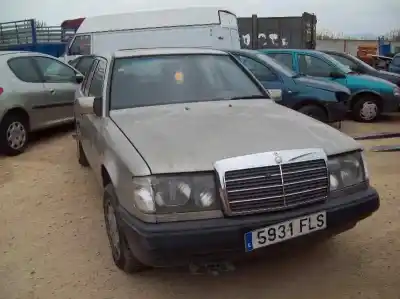 Vehículo de desguace MERCEDES CLASE E BERLINA 2.5 D del año 1986 con motor 602911