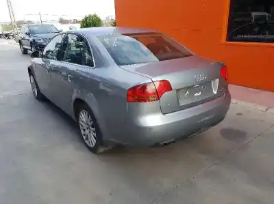 Veículo de Sucata audi a4 berlina (8e) 2.0 tdi 16v (103kw) do ano 2007 alimentado bre