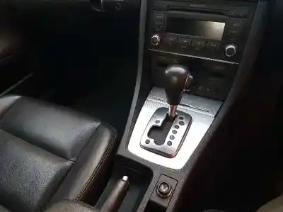 Veículo de Sucata audi a4 berlina (8e) 2.0 tdi 16v (103kw) do ano 2007 alimentado bre