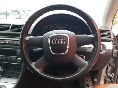 Veículo de Sucata audi a4 berlina (8e) 2.0 tdi 16v (103kw) do ano 2007 alimentado bre