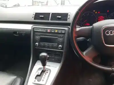 Veículo de Sucata audi a4 berlina (8e) 2.0 tdi 16v (103kw) do ano 2007 alimentado bre