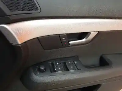 Veículo de Sucata audi a4 berlina (8e) 2.0 tdi 16v (103kw) do ano 2007 alimentado bre