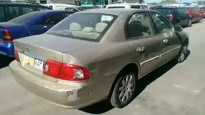 Veicolo di demolizione kia magentis lx dell'anno 2006 alimentato g4js