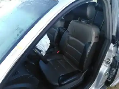 Veículo de Sucata audi allroad quattro (4b5) 2.5 tdi (132kw) do ano 2003 alimentado ake