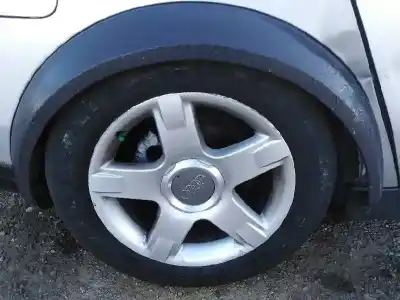 Veículo de Sucata audi allroad quattro (4b5) 2.5 tdi (132kw) do ano 2003 alimentado ake