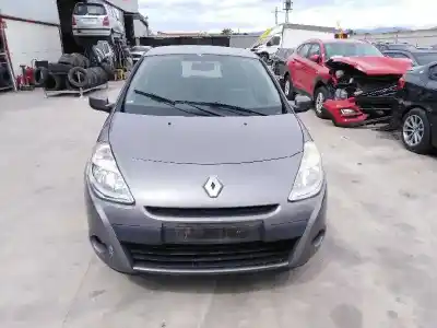 Veículo de Sucata renault clio iii 1.5 dci diesel cat do ano 2011 alimentado k9k770