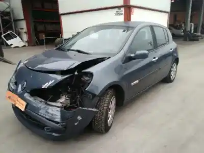 Veículo de Sucata renault clio iii rip curl do ano 2008 alimentado k9k768