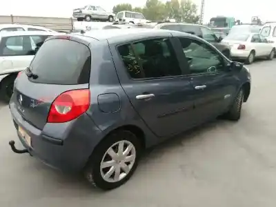 Veículo de Sucata renault clio iii rip curl do ano 2008 alimentado k9k768