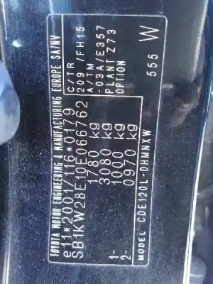 Scrapping Vehicle toyota corolla (e12) 2.0 d-cat of the year 2005 powered 1cdftv