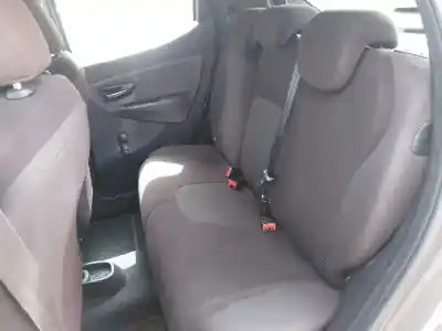 Veicolo di demolizione lancia                                             ypsilon (402)                                                                                                                                                                                                                                              1.3 jtd 16v                                                                                                                                                                                                                                                dell'anno 2013 alimentato 199b1000