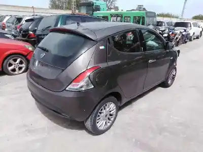 Veículo de Sucata lancia ypsilon (402) 1.3 jtd 16v do ano 2013 alimentado 199b1000