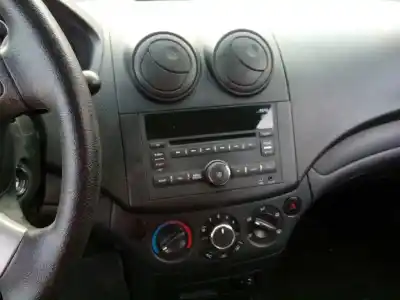 Veículo de Sucata chevrolet aveo lt do ano 2011 alimentado f14d4