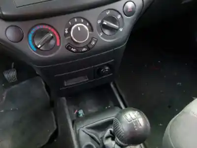 Veículo de Sucata chevrolet aveo lt do ano 2011 alimentado f14d4