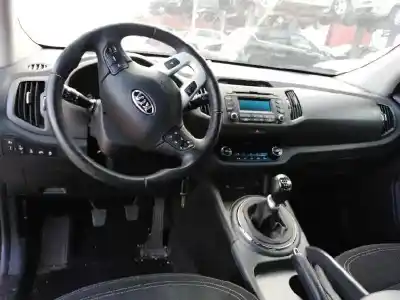 Veículo de Sucata kia sportage iii (sl) 2.0 crdi awd do ano 2011 alimentado d4ha