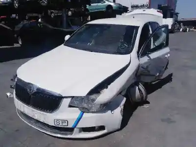 Здавання транспортного засобу skoda superb combi (3t5) ambition року 2012 потужний cffb