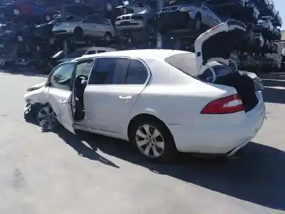 Здавання транспортного засобу skoda superb combi (3t5) ambition року 2012 потужний cffb