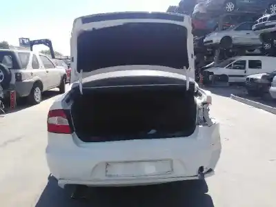 Veicolo di demolizione skoda superb combi (3t5) ambition dell'anno 2012 alimentato cffb