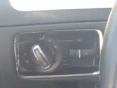 Veicolo di demolizione skoda superb combi (3t5) ambition dell'anno 2012 alimentato cffb