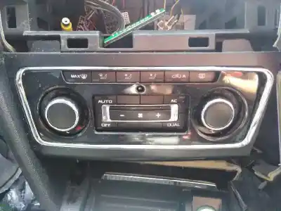 Veicolo di demolizione skoda superb combi (3t5) ambition dell'anno 2012 alimentato cffb