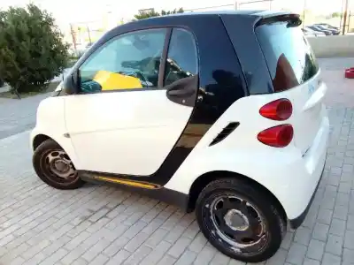 Sloopvoertuig smart coupe fortwo coupe (52kw) van het jaar 2007 aangedreven 132910