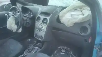 Veículo de Sucata opel corsa d cmon do ano 2011 alimentado a12xer