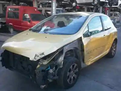Veicolo di demolizione peugeot 307 (s1) xt dell'anno 2002 alimentato rhy