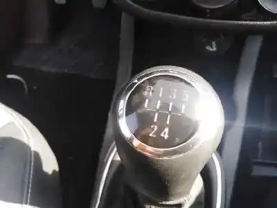 Veículo de Sucata opel corsa d 1.2 cat (a 12 xer / ldc) do ano 2014 alimentado a12xer