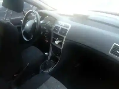 Veículo de Sucata peugeot 307 (s1) xr clim plus do ano 2005 alimentado rhy