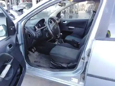 Sloopvoertuig ford fiesta (cbk) 1.4 tdci cat van het jaar 2005 aangedreven f6ja