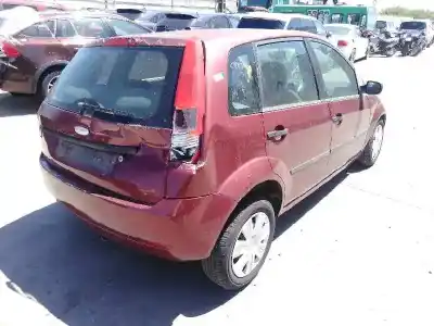 Veicolo di demolizione ford fiesta (cbk) 1.4 16v cat dell'anno 2003 alimentato fxja