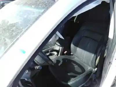 Veículo de Sucata kia sportage iii (sl) 1.7 crdi do ano 2015 alimentado d4fd