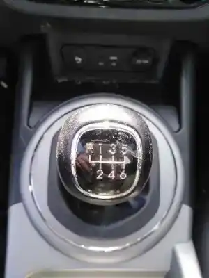 Veículo de Sucata kia sportage iii (sl) 1.7 crdi do ano 2015 alimentado d4fd