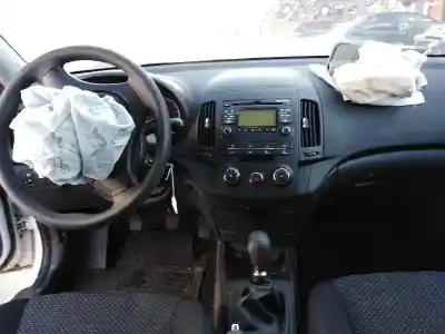 Veículo de Sucata hyundai i30 (fd) 1.4 do ano 2011 alimentado g4fa