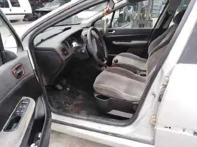 Veículo de Sucata peugeot 307 (s1) 2.0 hdi cat do ano 2002 alimentado rhy
