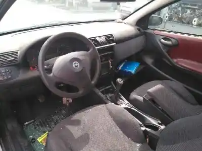 Sloopvoertuig fiat stilo (192) 1.9 jtd cat van het jaar 2004 aangedreven 192a1000