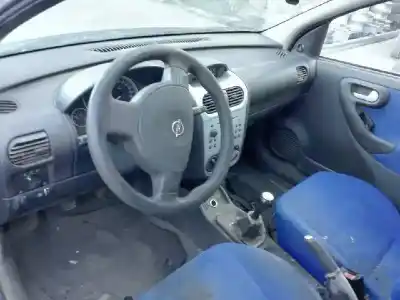 Veicolo di demolizione opel corsa c enjoy dell'anno 2003 alimentato z17dth