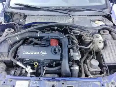 Veicolo di demolizione opel corsa c enjoy dell'anno 2003 alimentato z17dth