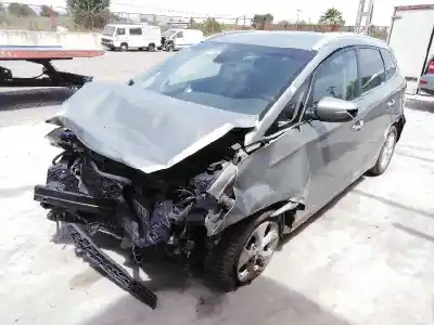Veículo de Sucata kia carens iv 1.7 crdi do ano 2015 alimentado d4fd
