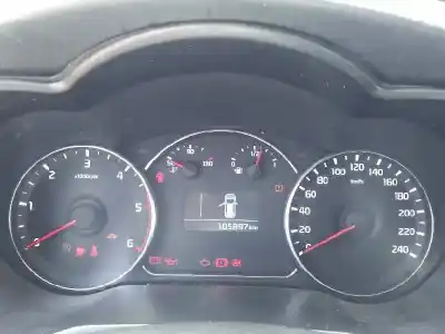 Veículo de Sucata kia carens iv 1.7 crdi do ano 2015 alimentado d4fd