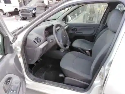 Утилизация автомобиля renault clio ii fase ii (b/cb0) 1.2 16v года 2010 питание d4f722
