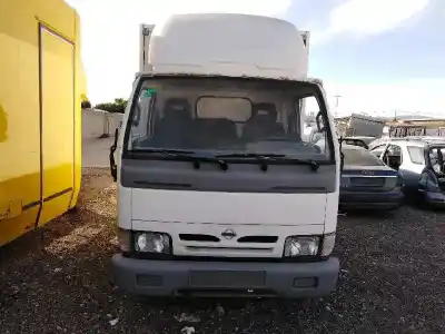 Veicolo di demolizione nissan cabstar e 3.0 d dell'anno 2001 alimentato bd30d
